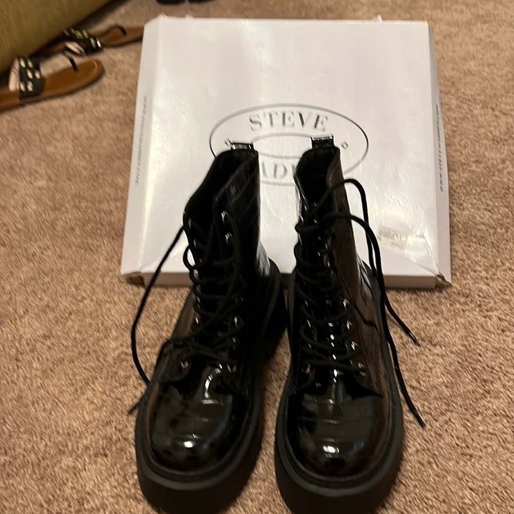 Brand new Steve Madden Combat boots!